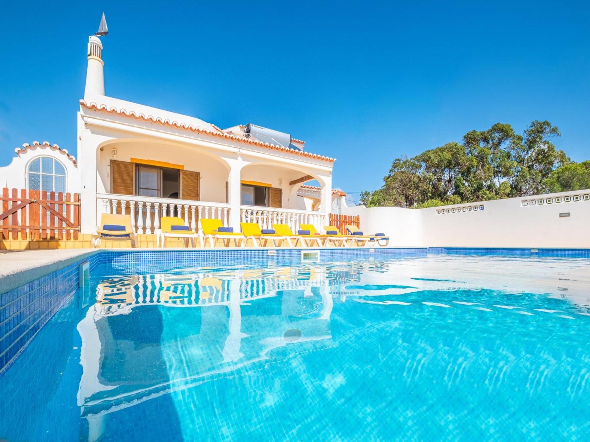 Fantastic Villa,4 Bedrooms *